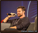 Daniel Gillies 05